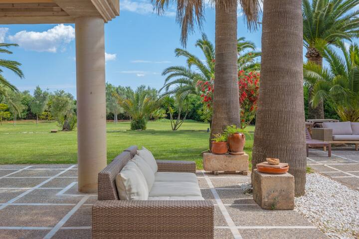 Casa de ensueño y un jardín vergel para 8 personas gallery image 2