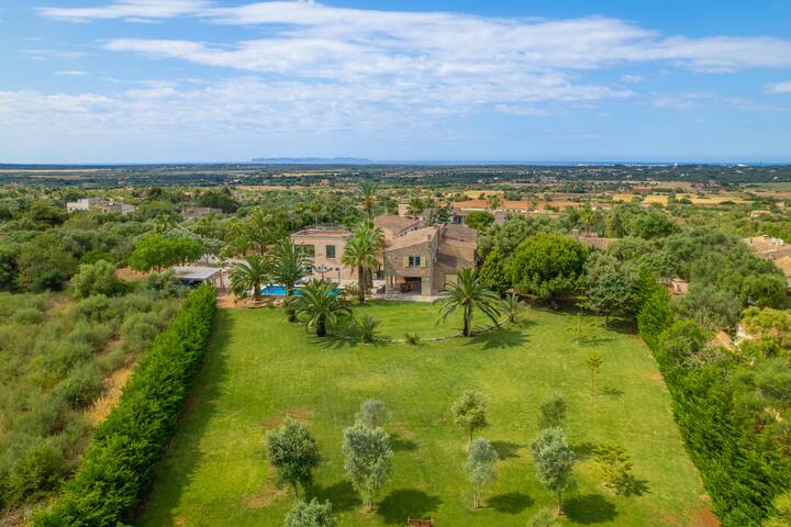 Casa de ensueño y un jardín vergel para 8 personas gallery image 3