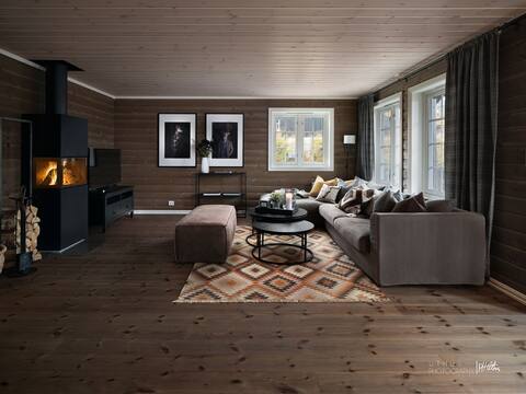 Modern cabin right next to the alpine resort!