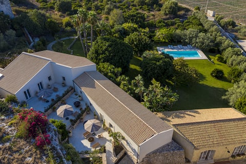 Allisola Country Villa