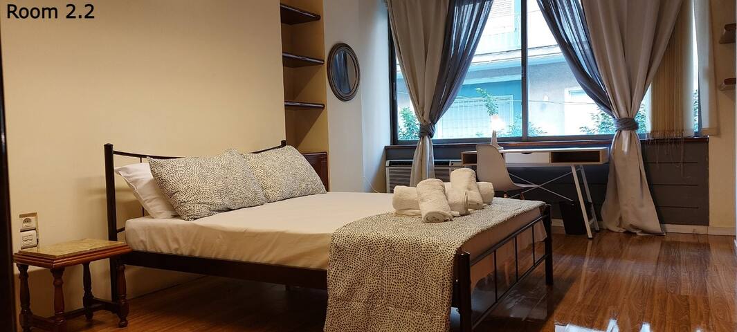 Deluxe Apartment 12BD 6BATH gallery image 5