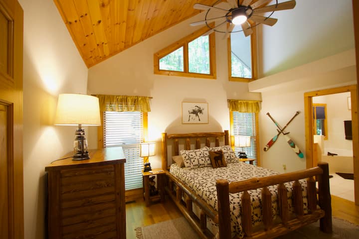 Meadowlark Cabin at Leatherwood Mountains