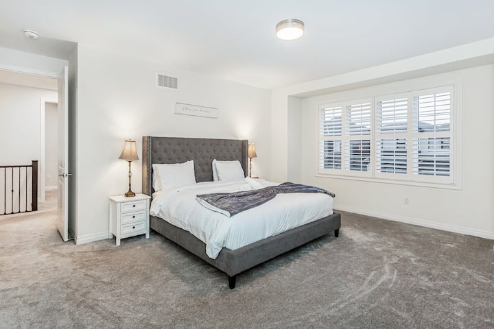 Master bedroom with en-suite