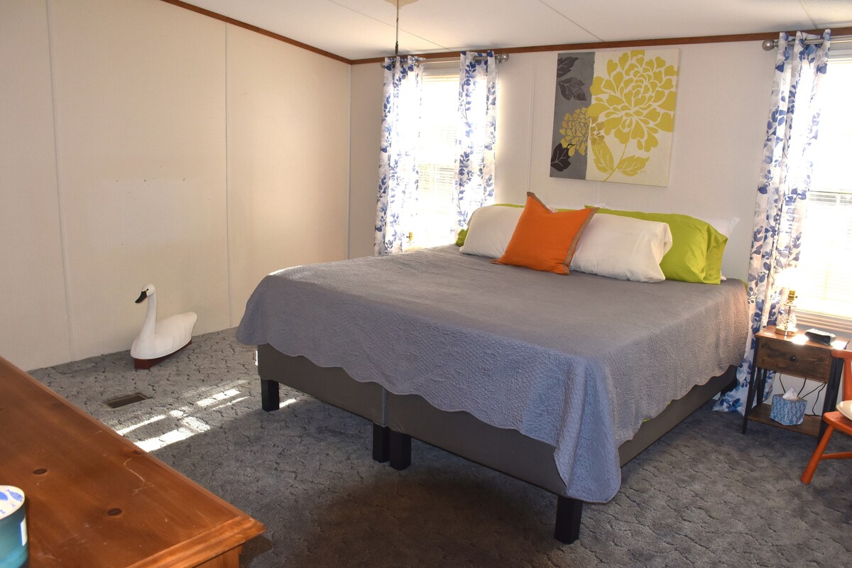 საძინებელი 1