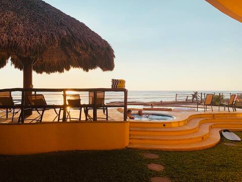 Luxury Beachfront Home -Pool/Hot Tub/Surfing/Chef