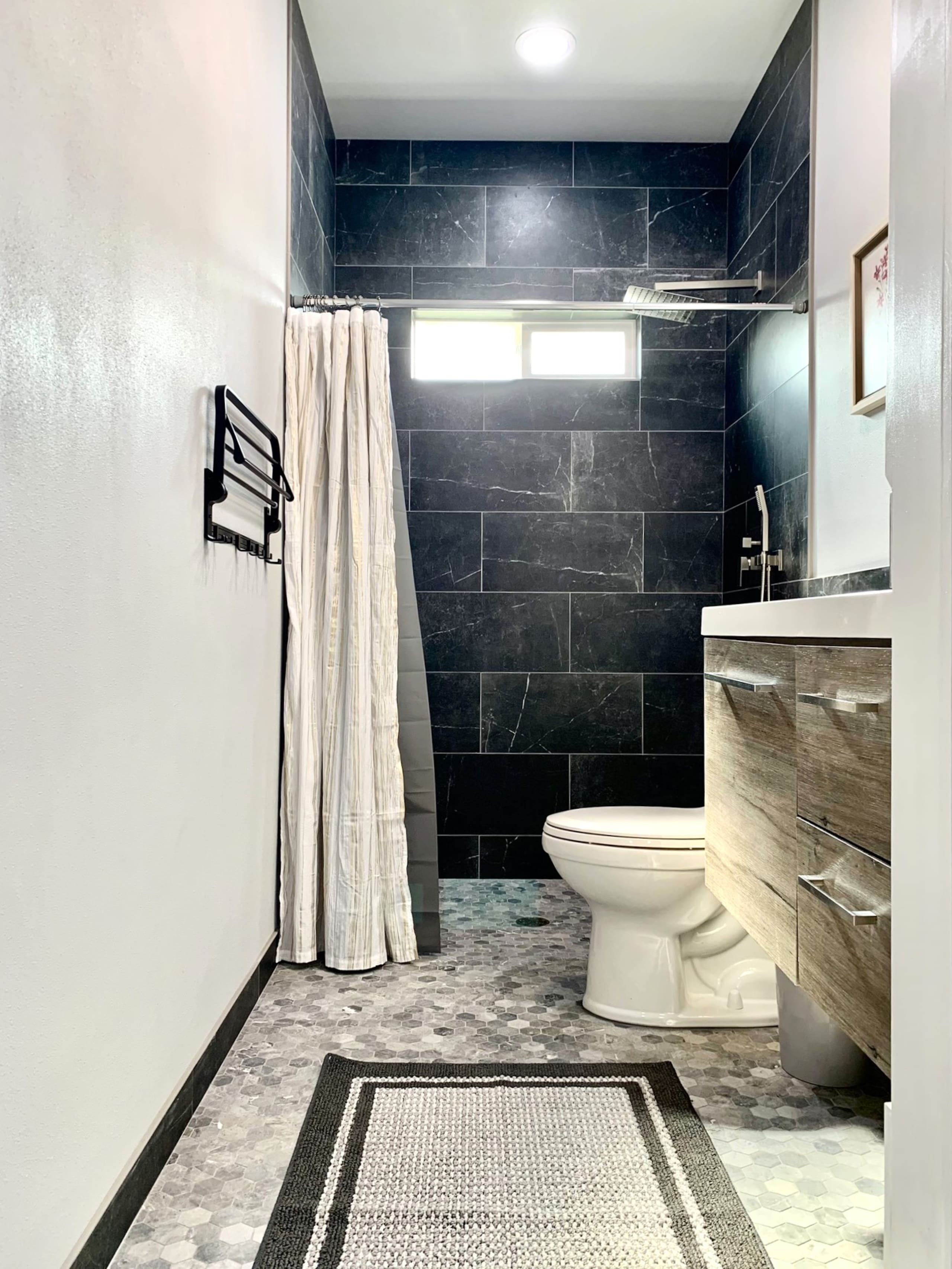 Guesthouse in Kailua-Kona · ★5.0 · 1 bedroom · 2 beds · 1 private bath - Image 12