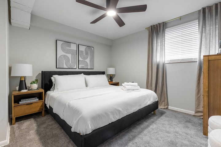 Საძინებელი 2: გადააფარეთ თავი სასტუმროს ხარისხიან თეთრეულს