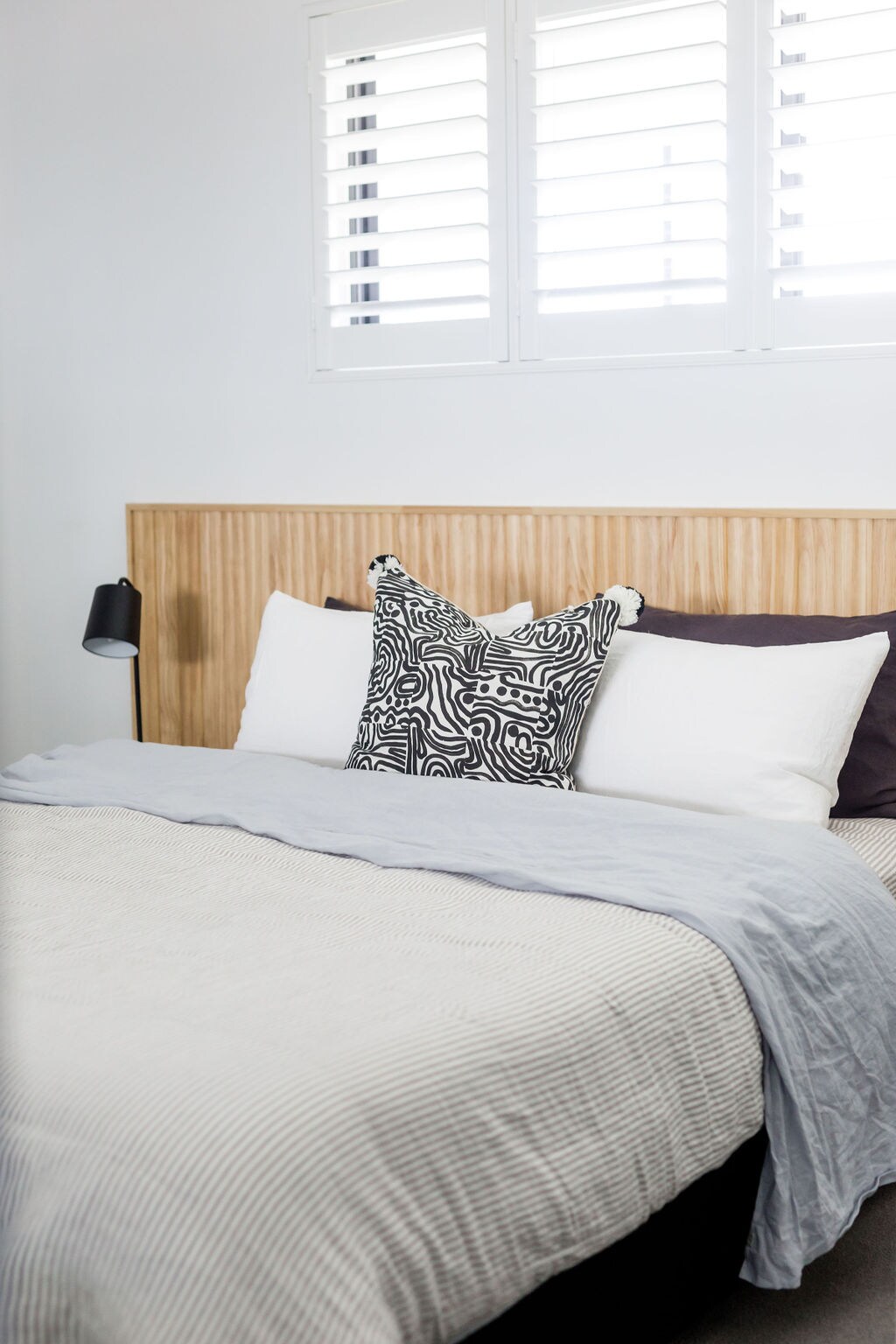 第二间卧室配有一张加大双人床，可轻松分成2张加大双人床，具体取决于您的假期需求。