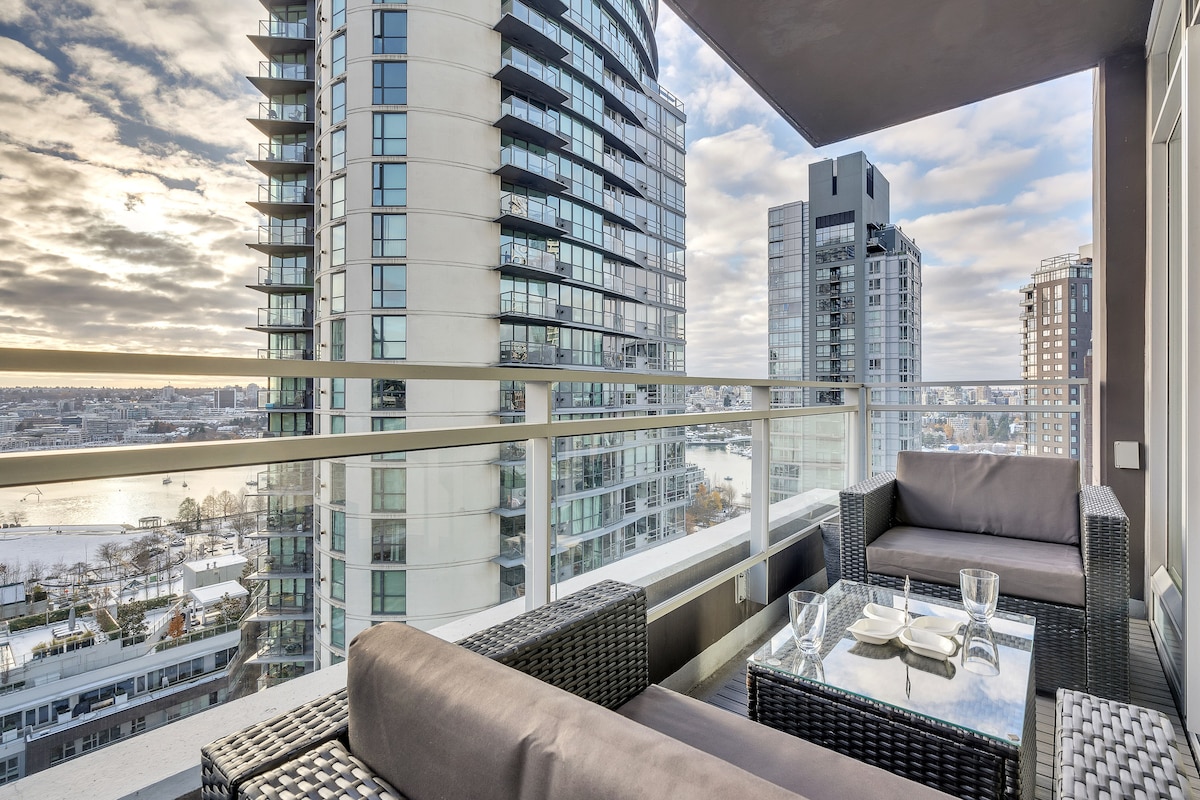 Trendy & Central Yaletown Condo - Fantastic Views