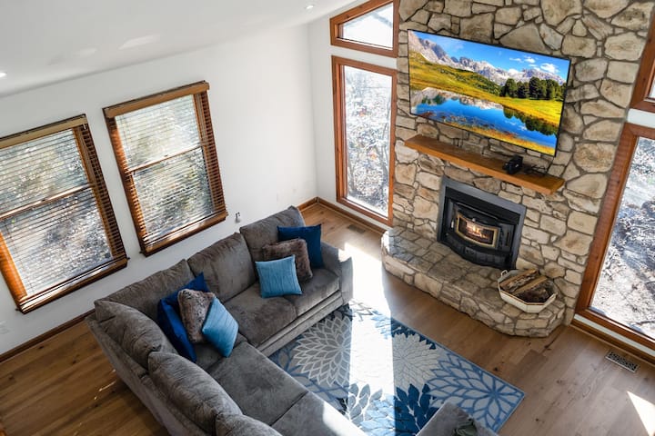 Cozy And Comfy With Lake Access - Lake Anna, VA