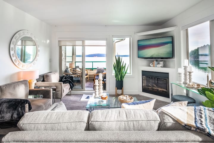 Ocean Views From Every Window - Inn Of The Sea - Vancouver Island