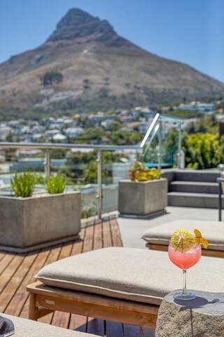 Vista del Mare – 3 Min walk to Camps Bay beach gallery image 3