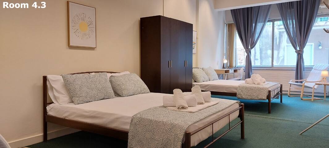 Luxury Apartment 12BD 5BATH gallery image 4