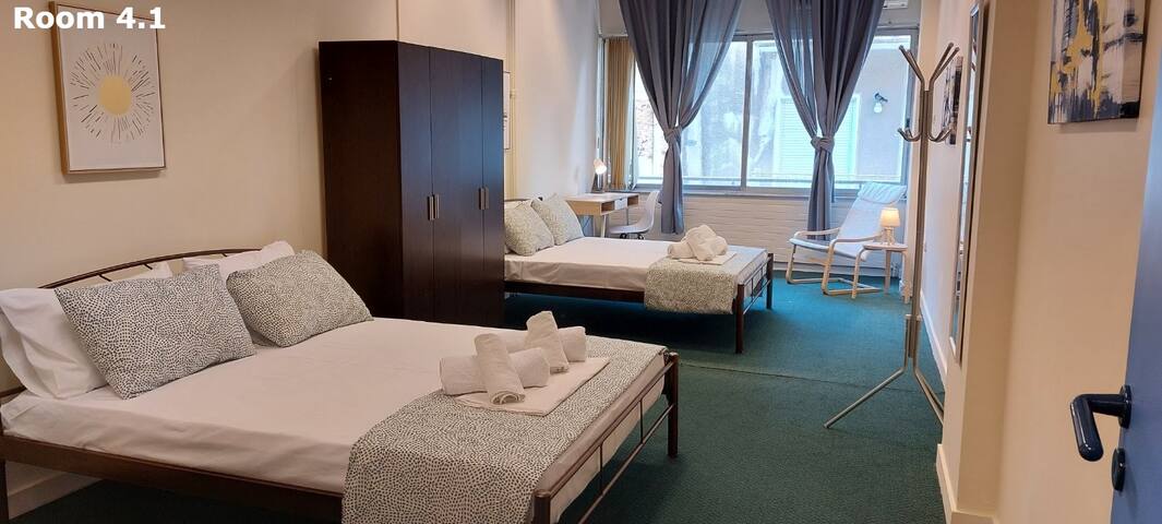 Luxury Apartment 12BD 5BATH gallery image 2