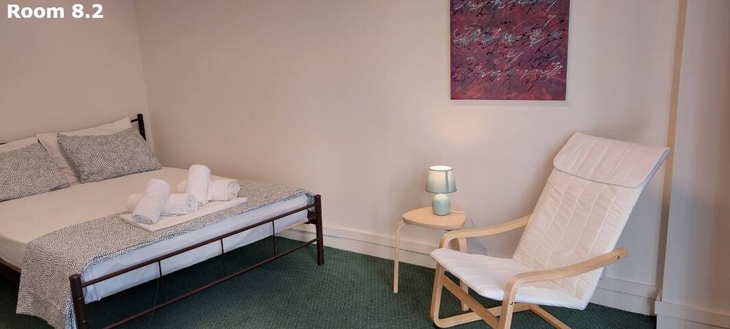 Luxury Apartment 12BD 5BATH gallery image 5