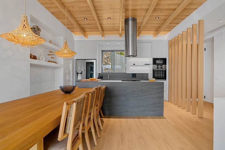 Luxury Villa Eureka gallery image 5