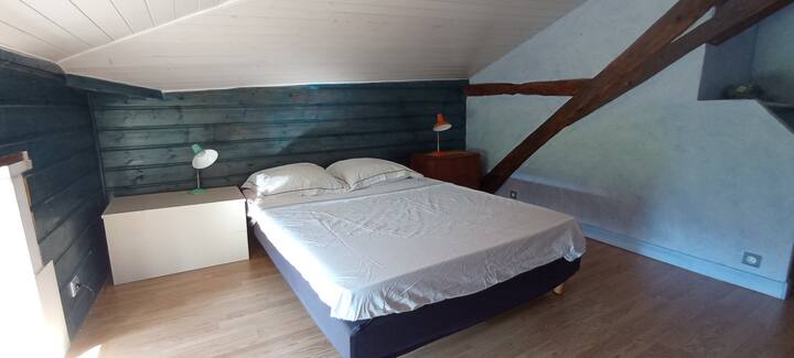 ห้องนอนสีฟ้า