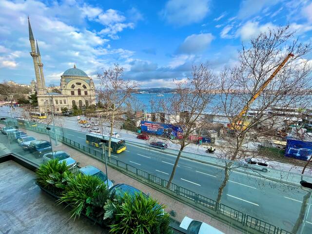 Amazing Bosphorus View Apartment1 gallery image 2