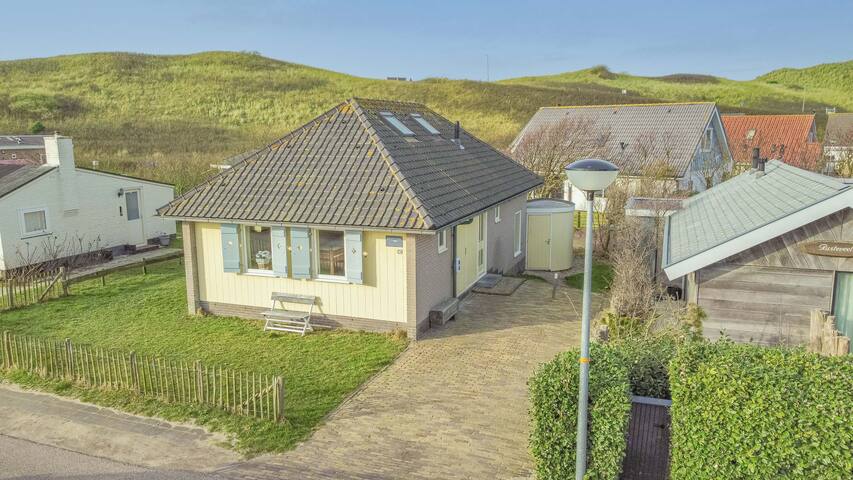 Lekker Naar Zee managed Airbnb listing 3