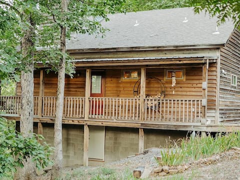 Pearl's Hideaway -Cadron Creek
