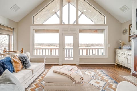 Top performing Airbnb: Granbury's Most Desired Main Lake Getaway! in Canyon Creek