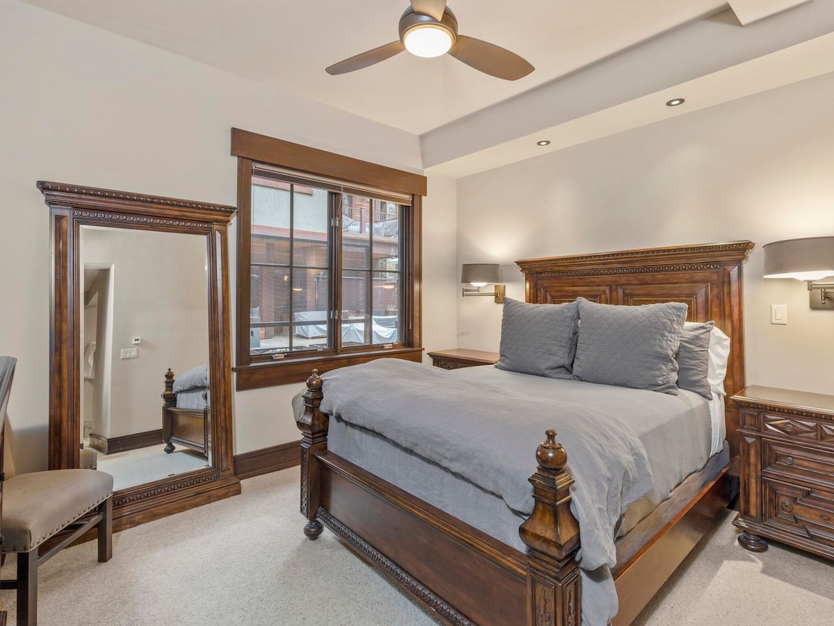 Има два подвижни кревета достапни за овој објект кои може да се постават каде било во објектот што најдобро ги задоволува потребите на вашата група. 