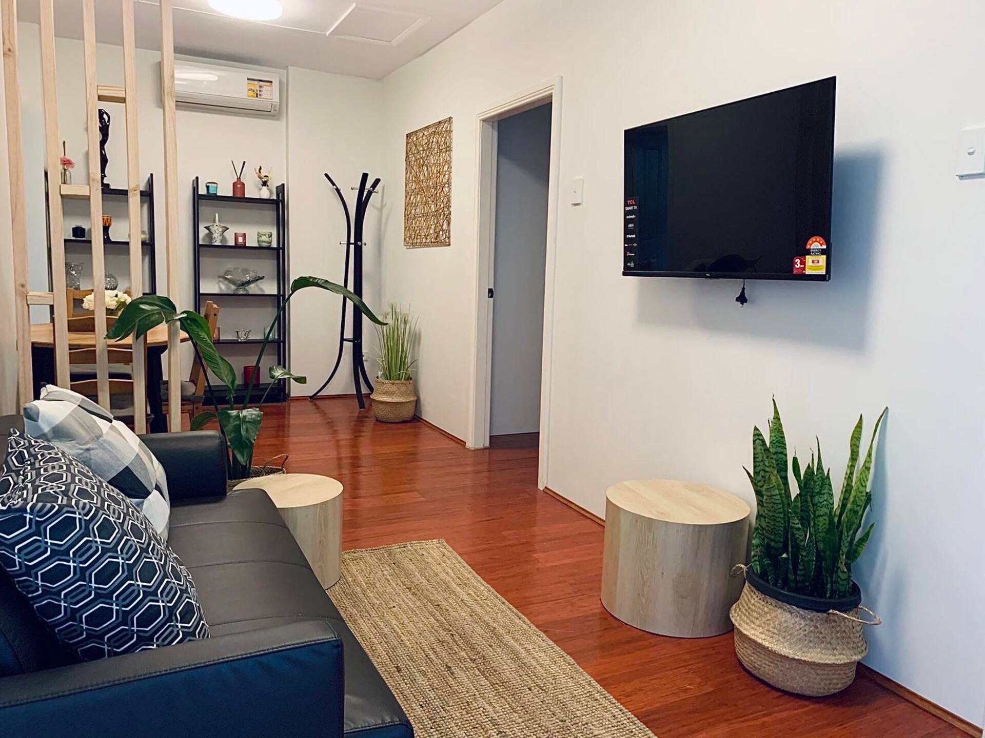 Entire Granny Flat in Westleigh