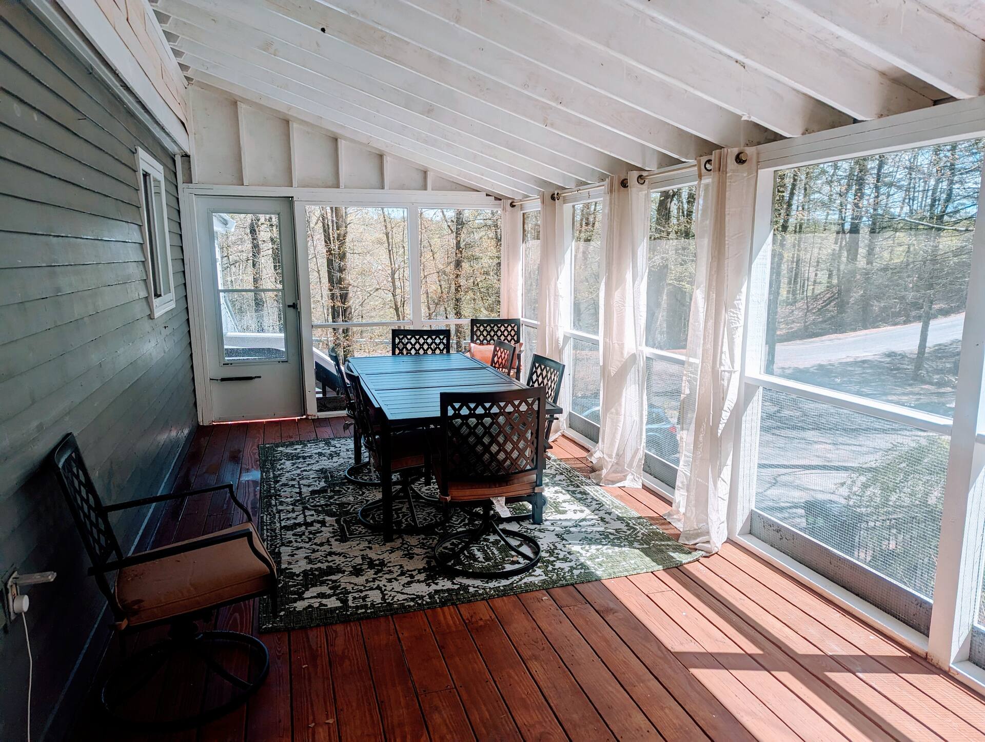 Spacious Pawtuckaway Getaway — photo 5