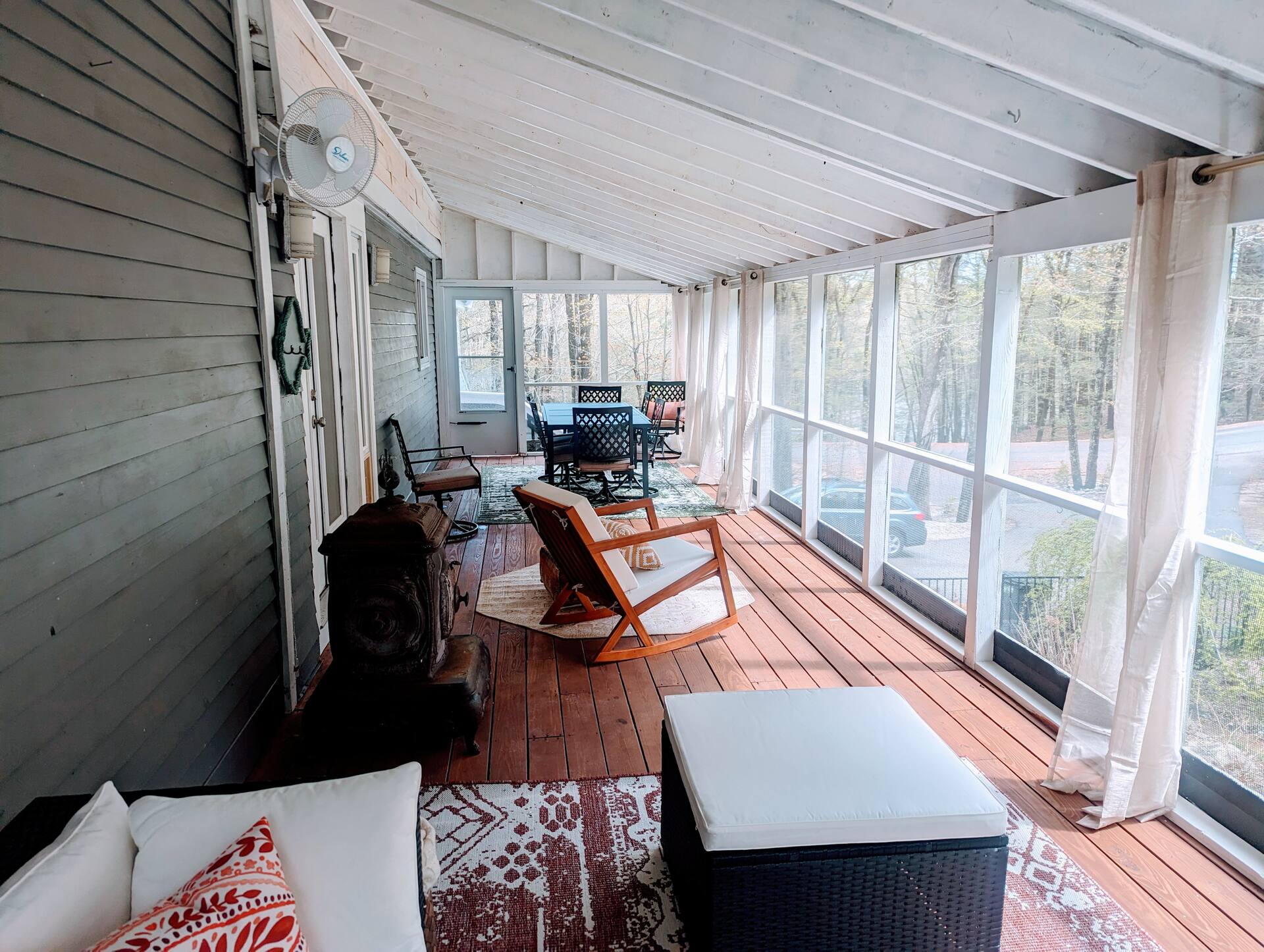Spacious Pawtuckaway Getaway — photo 4