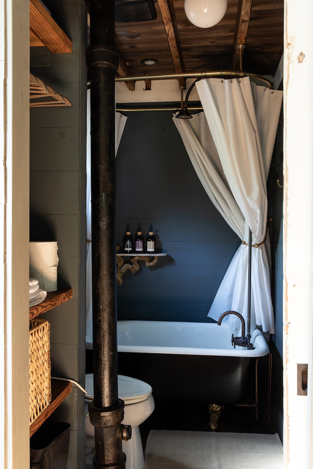 Cozy Austin Cottage | Walk to Shops & Coffee