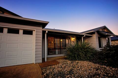 The Wilkinson - Modern Spacious 4x2