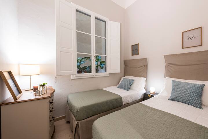 Alfani Terrace 2b near the Duomo gallery image 5