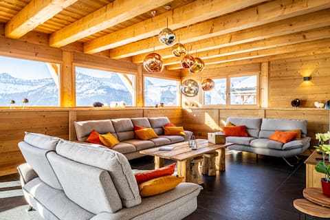 Top performing Airbnb: Le Strato | Chalet with jacuzzi at the edge of the slopes in Crest Voland