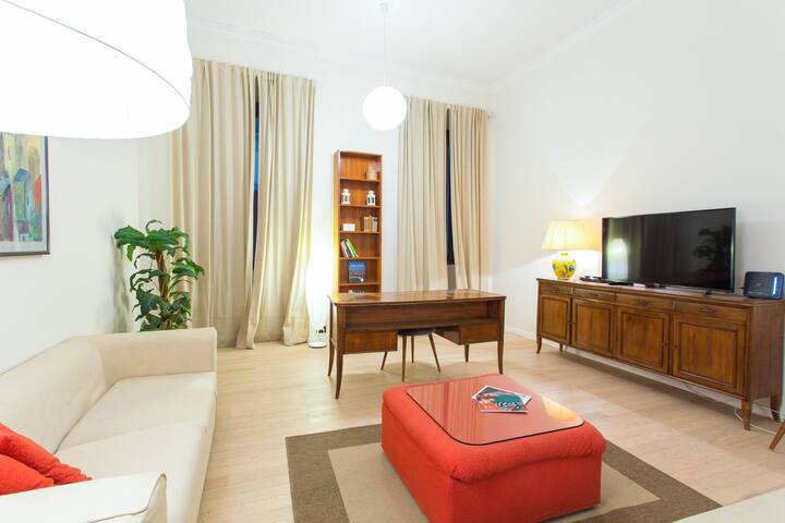 Keys of Italy – Valpetrosa 10 / Touch of Elegance gallery image 4