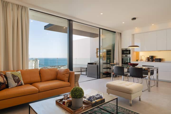 Luxury Ocean View 2bedroom Retreat Apt & Jacuzzi - Puerto del Carmen