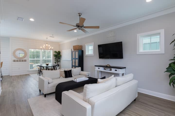Walk To The Beach! Pool&golf Cart! 6 Beds/4 Baths! - Orange Beach, AL
