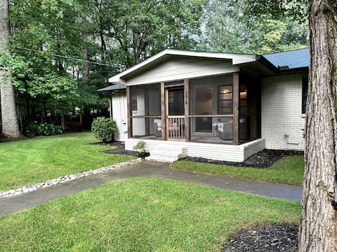 The River Cottage (Canton, GA)