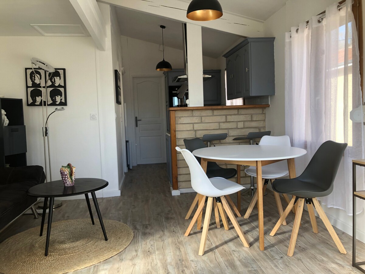 Erfolgreiche Airbnb-Immobilie: Quiet near the city center in Châlons En Champagne