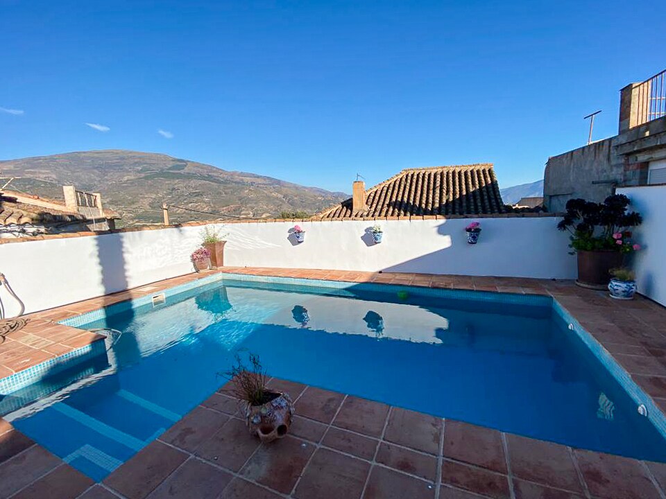 Top Airbnb: Stunning Spanish Pool Villa With Amazing Views in Granada