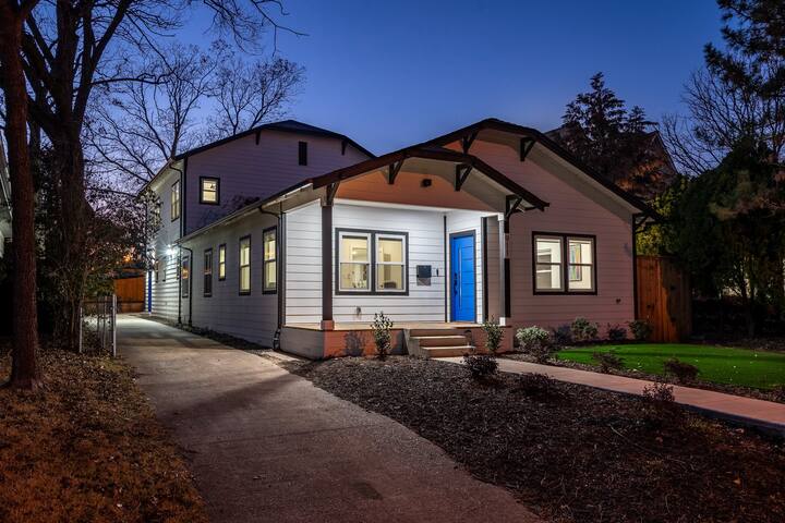 *Craftsman’s Paradise – 12 Guest Gorgeous Home* gallery image 2