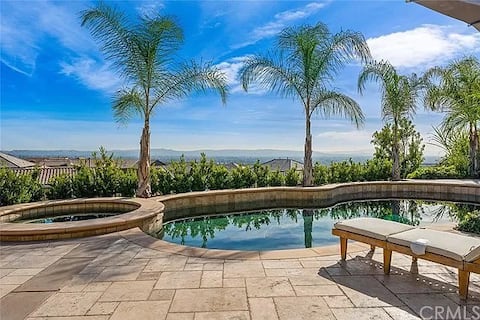 Luxury with Views and Pool