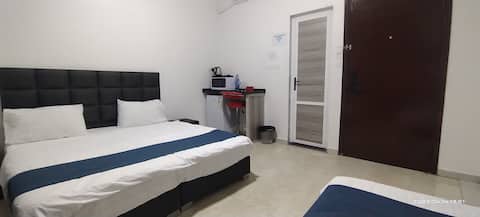 Happy Beach 305, Sea View, Wi-Fi, AC, Free Parking