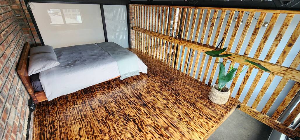 NYinCT – Upper East Side gallery image 5