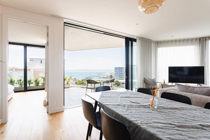 Luxurious 2BR Sea View Apartment gallery image 4