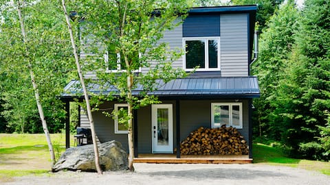Ullaakut (Hot Tub & Wood-Burning Stove)