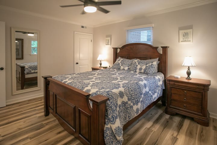 საძინებელი 1