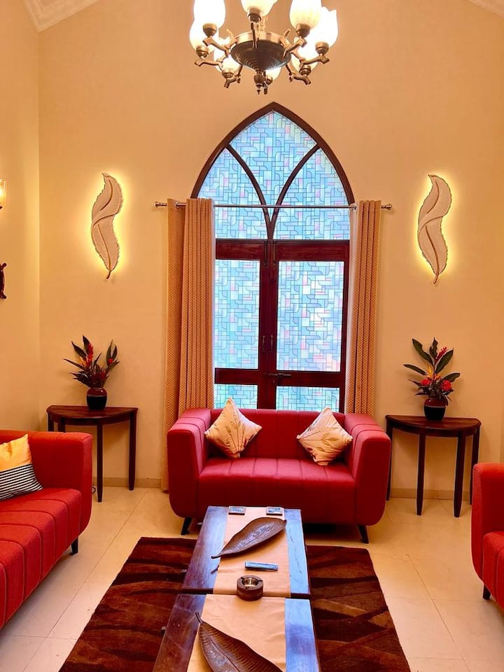 Living room image 2