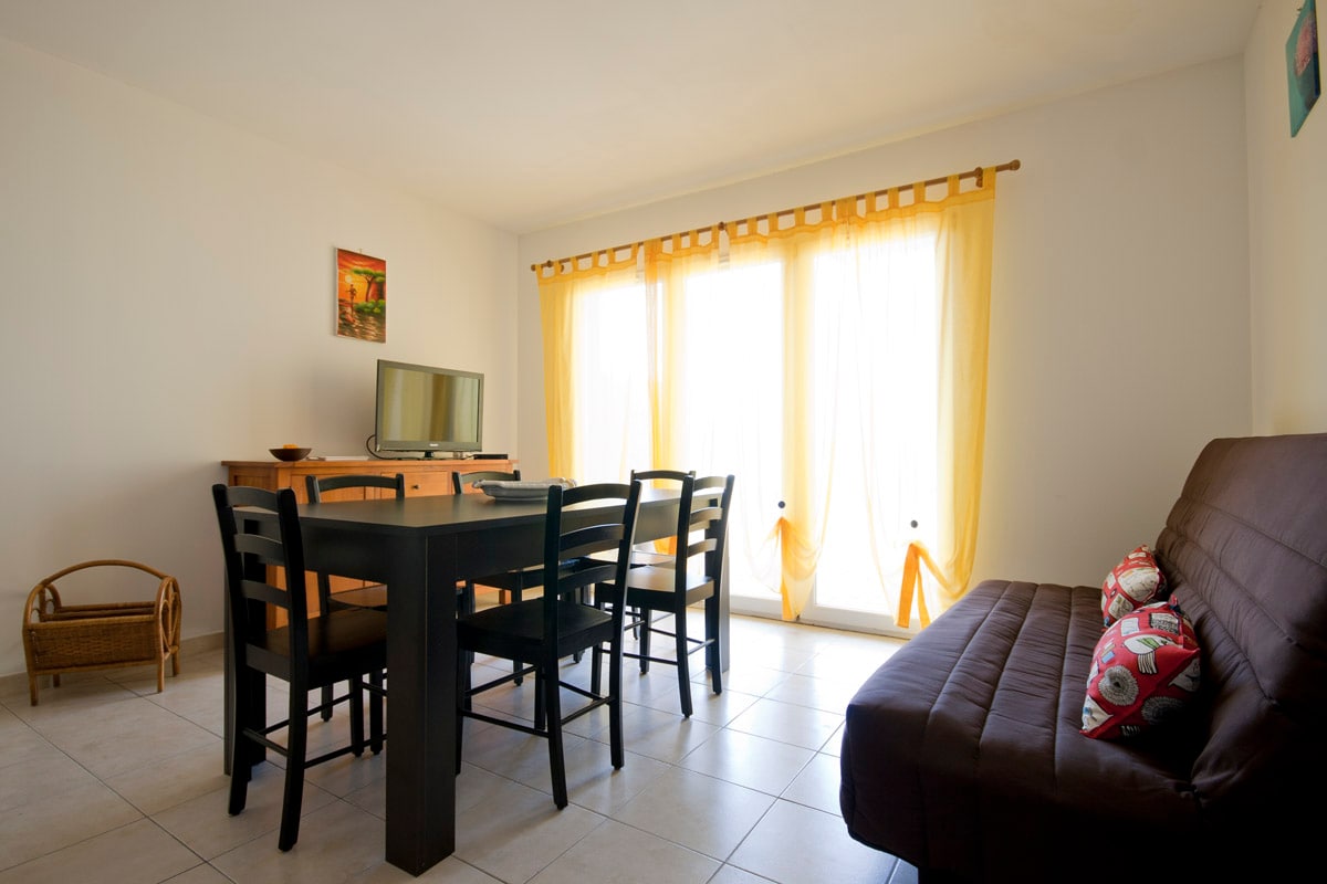 Top Airbnb: Sea view, apartment in Calvi in Calvi