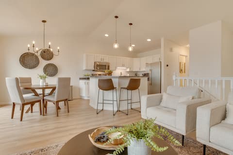 Prime Area | Quiet | Family-Friendly | King Bed