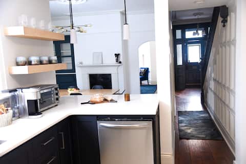 Executive 3BR DownTown